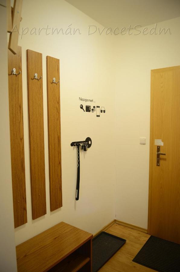 Dvacetsedm Apartment *