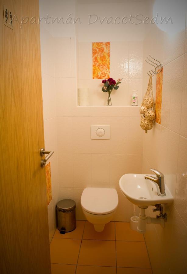 Apartment Dvacetsedm *